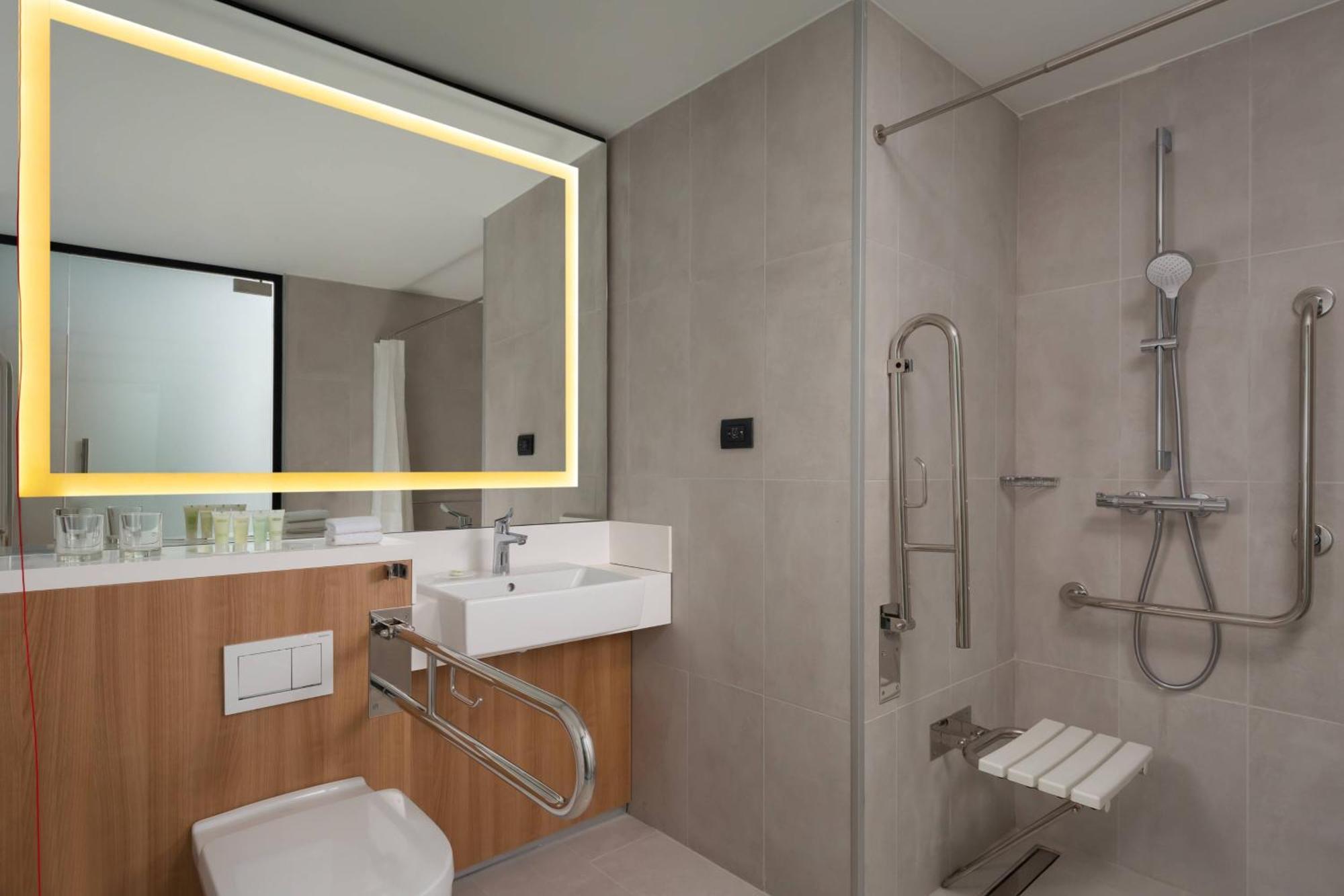 Courtyard By Marriott Bucharest Floreasca Eksteriør billede